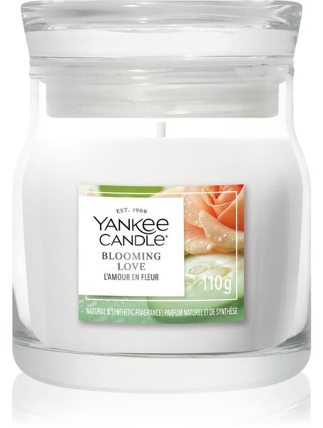Yankee Candle Blooming Love mirisna svijeća Signature 110 g