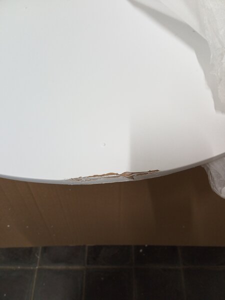 AKCIJA Bijeli blagovaonski stol s crnim nogama OSLO 80x80 II. kvaliteta