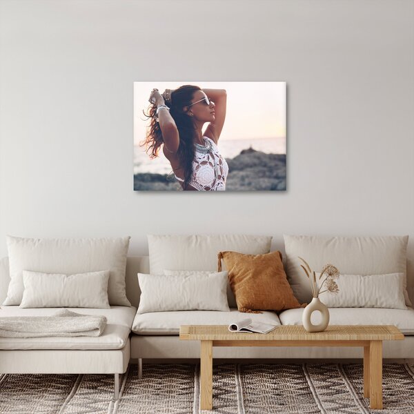 Slika ženske na plaži (70x50 cm)