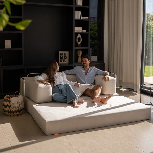 Bež sklopiva sofa od bouclé tkanine 180 cm Bloom – TemaHome