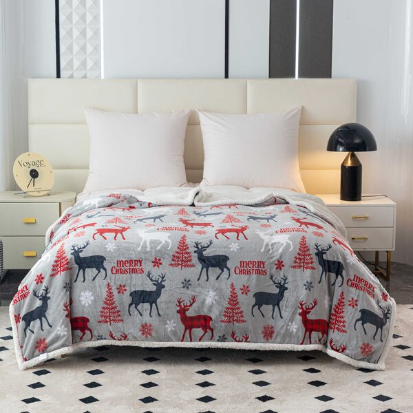 Božićna mikropliš deka s imitacijom ovčjeg krzna MERRY CHRISTMAS DEER siva Dimenzije: 160 x 200 cm