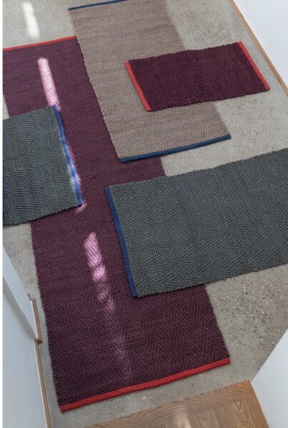 Tamno zelena jutena staza 70x150 cm Notes – Mette Ditmer Denmark