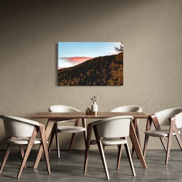 Slika crvenih oblaka iznad brda (90x60 cm)