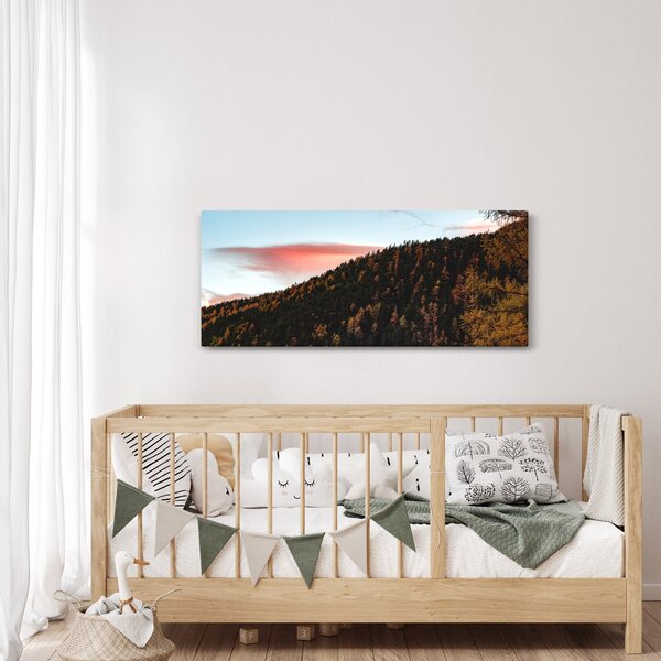 Slika crvenih oblaka iznad brda (120x50 cm)