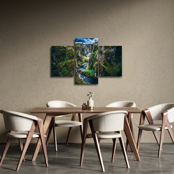 Slika - Rijeka u kamenoj dolini (90x60 cm)