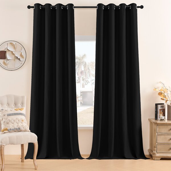 Zavjese u setu EFE MAT Black (2 kom) 135x260
