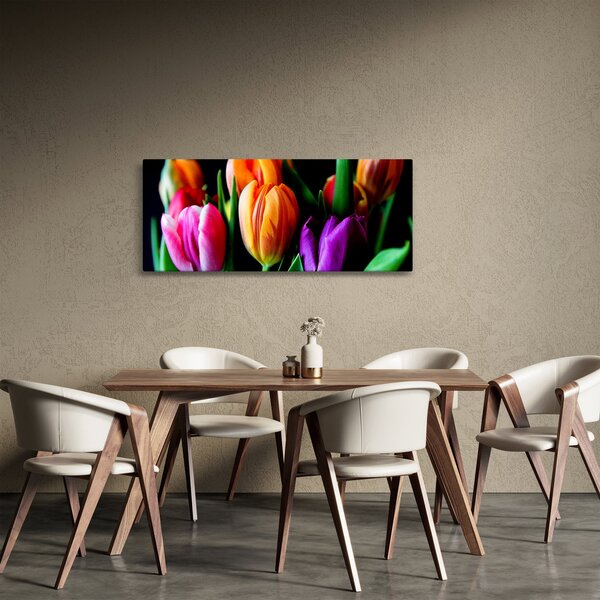 Slika tulipana na crnoj pozadini (120x50 cm)
