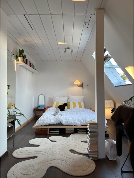 Bračni krevet od borovine s podnicom 160x200 cm Japan – Karup Design