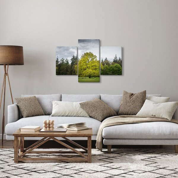 Slika zelenog stabla usred polja (90x60 cm)