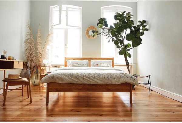 Bračni krevet od hrastovine s uzglavljem od ratana 160x200 cm Pola - The Beds