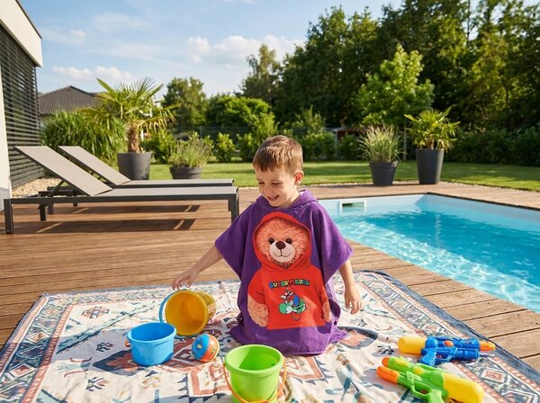 Dječji pončo TEDDY MARIO ljubičasti Dimenzije: 60 x 120 cm