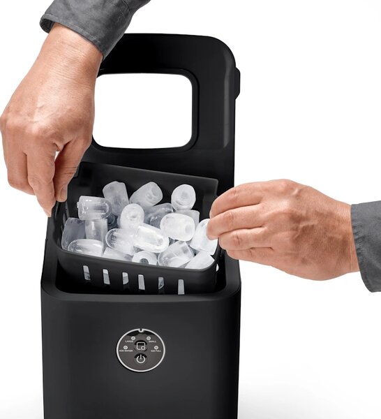 Solis Ice Cube Express Black ledomat