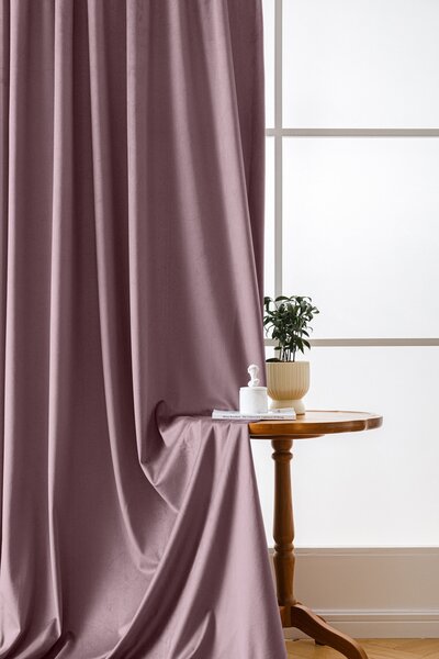 Svijetlo ljubičasta zamračujuća zavjesa VELVET 140x250 cm Sistem za vješanje: Traka za nabiranje