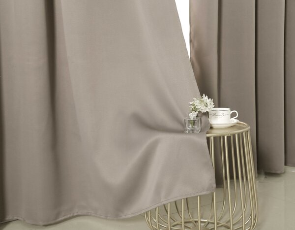 Svijetlosmeđa zavjesa OXFORD 140x250 cm Sistem za vješanje: Metalni prstenovi