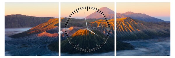 Slika planine Bromo u Indoneziji (sa satom) (90x30 cm)
