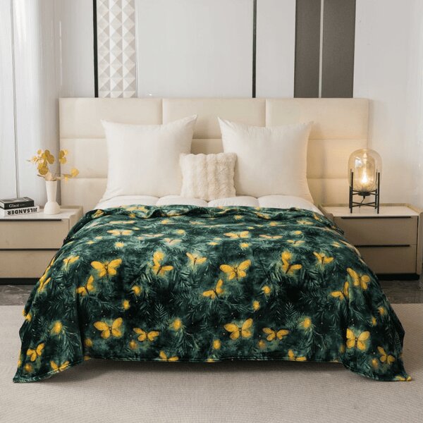 Mikropliš deka YELLOW BUTTERFLY, tamno zelena Dimenzije: 160 x 200 cm