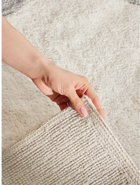 Krem periv/ručno rađen pamučan dječji tepih 140x200 cm Snuggle Petite – Hanse Home