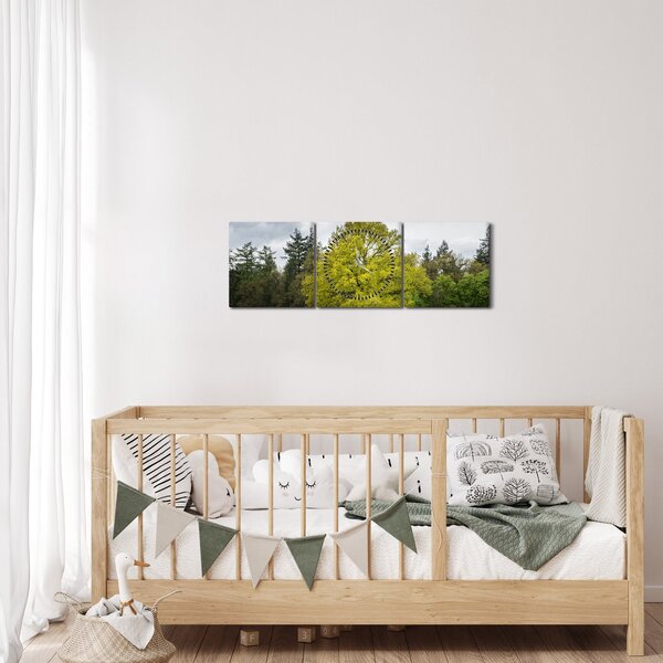 Slika zelenog stabla usred polja (sa satom) (90x30 cm)