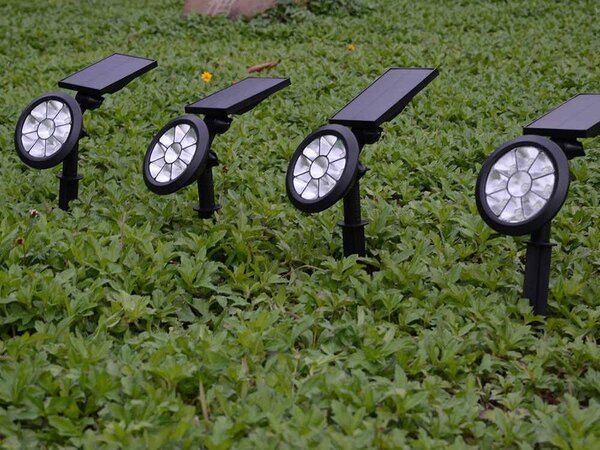 RGB svjetiljka solarnog reflektora