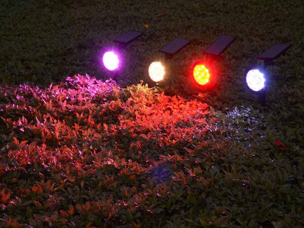 RGB svjetiljka solarnog reflektora