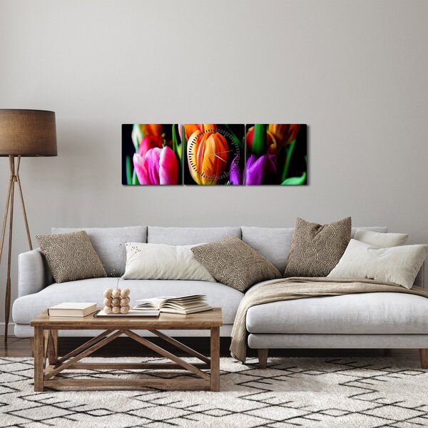 Slika tulipana na crnoj pozadini (sa satom) (90x30 cm)