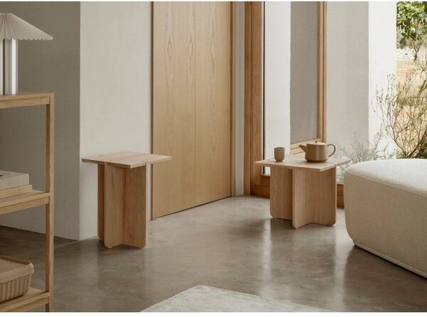 Pomoćni stol od punog hrasta 45x45 cm Engawa – Blomus