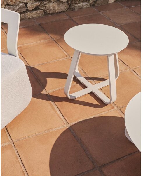 Metalni okrugao vrtni stolić ø 48 cm Tamaris – Kave Home