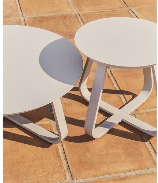 Metalni okrugao vrtni stolić ø 48 cm Tamaris – Kave Home