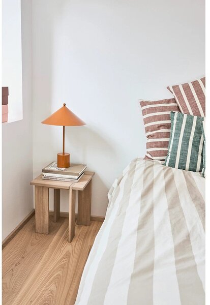 Pomoćni stol od punog hrasta 40x40 cm Oy – OYOY Living Design