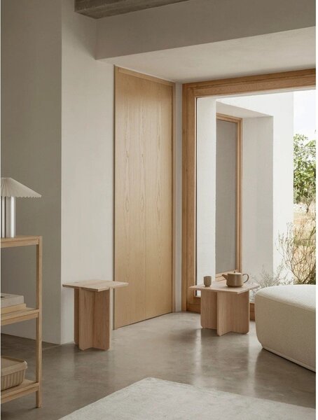 Pomoćni stol od punog hrasta 45x45 cm Engawa – Blomus