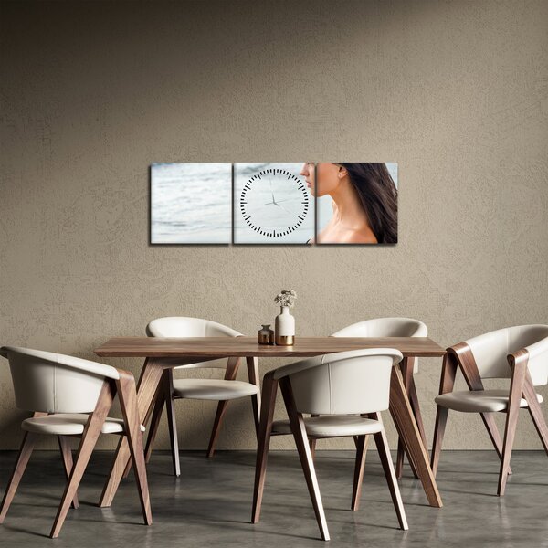 Slika ženske na plaži (sa satom) (90x30 cm)