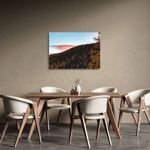 Staklena slika crvenih oblaka iznad brda (70x50 cm)