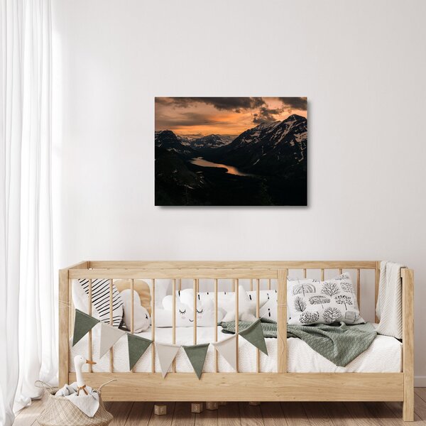 Staklena slika jezera između planina (70x50 cm)