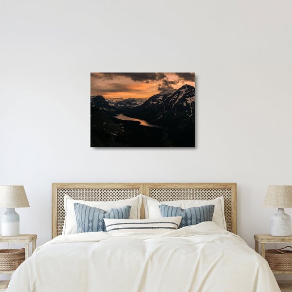 Staklena slika jezera između planina (70x50 cm)