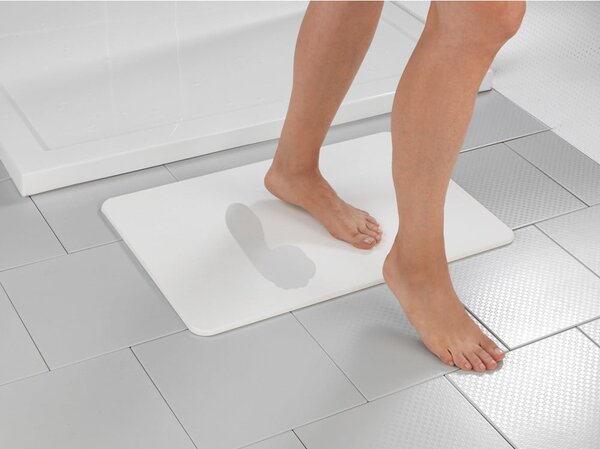 Bijela kupaonska prostirka od dijatomita 39x60 cm Simi – Wenko