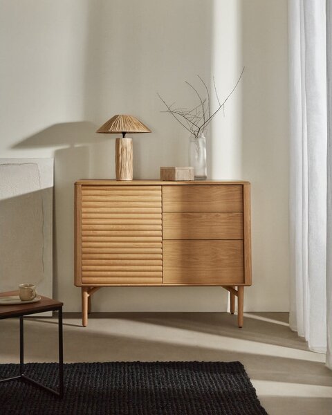 Niska komoda u dekoru hrasta u prirodnoj boji 105x86 cm Lenon – Kave Home
