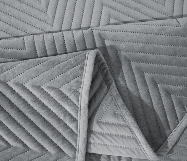 Sivi baršunasti prekrivač za krevet ARROW VELVET Dimenzije: 200 x 220 cm