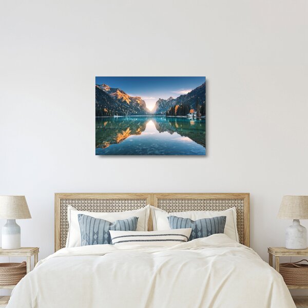 Staklena slika - Gorsko jezero (70x50 cm)