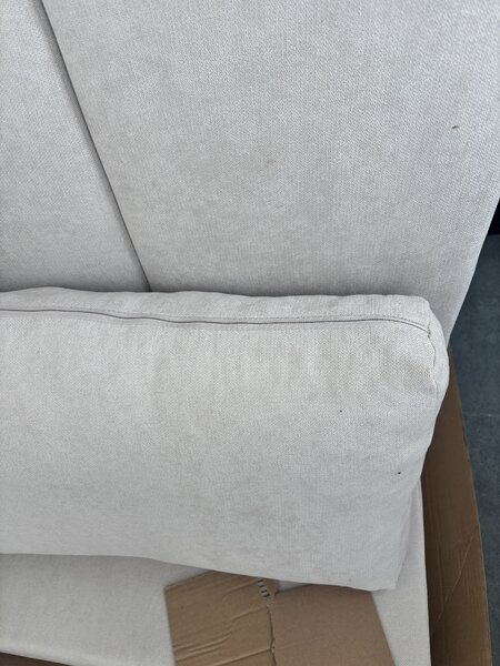 AKCIJA Razvlačiva sjedeća garnitura u obliku slova U SEVIO 311x145 cm, krem + 2 jastučića BESPLATNO II. klasa