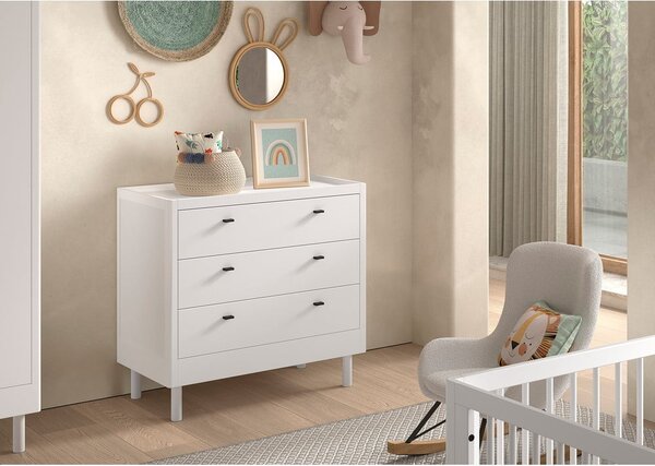 Bijela dječja komoda od masivne bukve 100x95x55 cm Forrest – Vipack