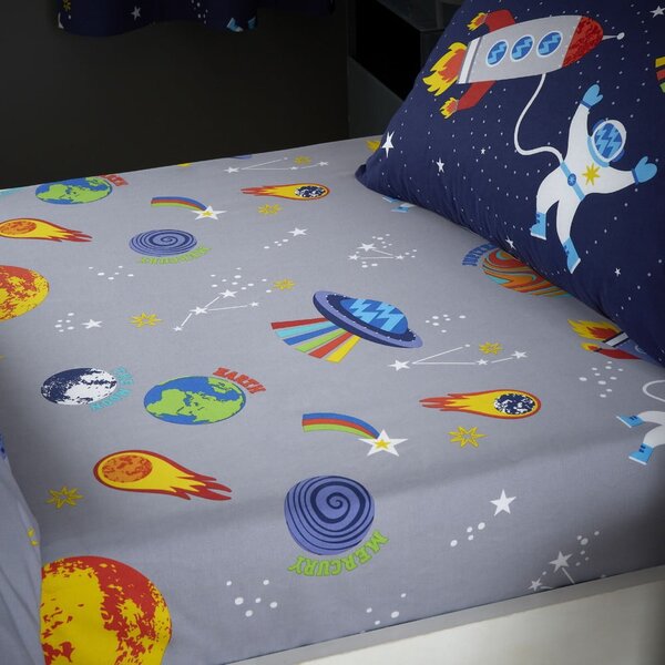 Siva dječja plahta s gumom za krevet za jednu osobu 90x190 cm Lost In Space – Catherine Lansfield