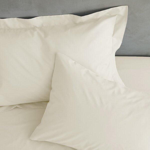 Krem plahta od perkala 180x260 cm Easy Iron Percale – Catherine Lansfield