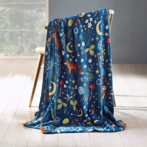 Plava deka od mikropliša 130x170 cm Enchanted Twilight Animals – Catherine Lansfield