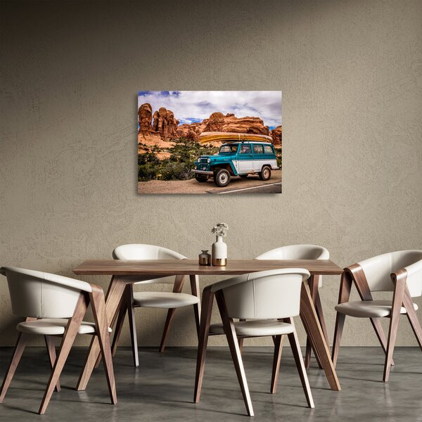 Staklena slika terenskog automobila u planinama (70x50 cm)