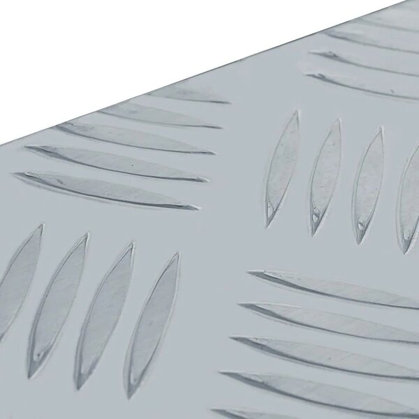 Aluminijska kutija 110 5 x 38 5 x 40 cm srebrna - Srebrno 110.5 x 38.5 x 40 cm 1 1