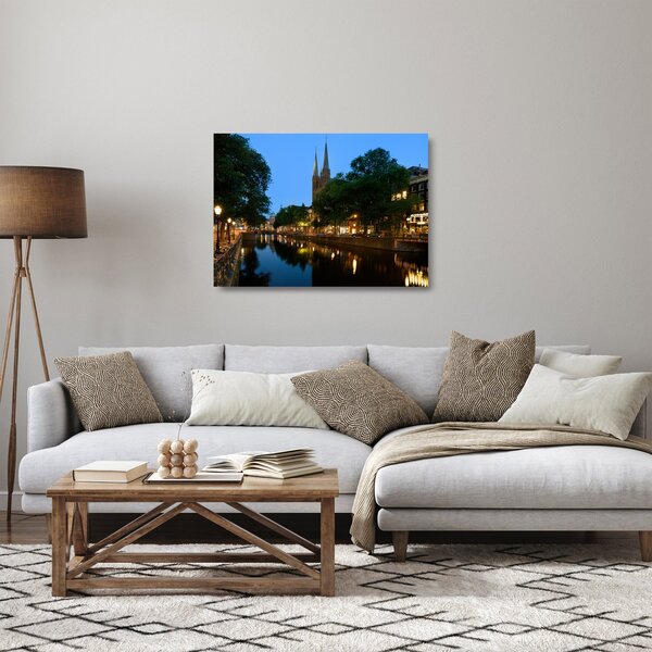 Noćna staklena slika povijesnog grada (70x50 cm)