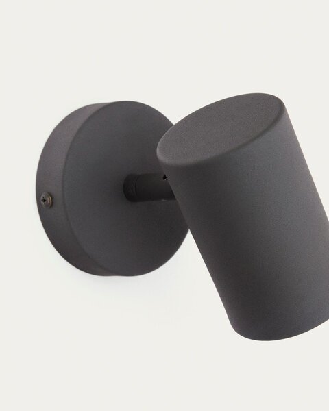 Crna metalna zidna lampa Manie – Kave Home