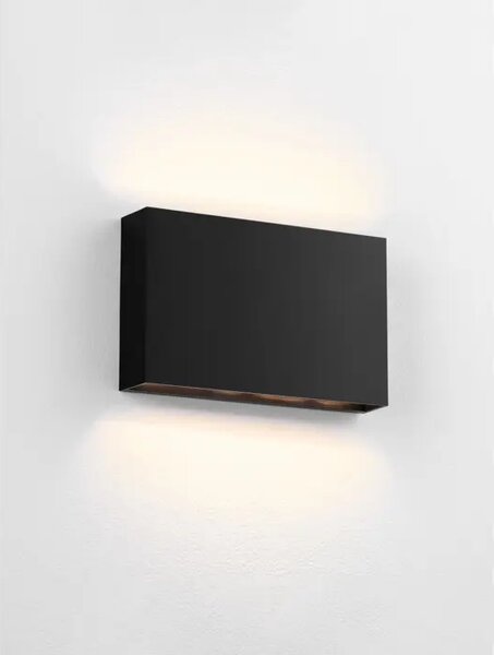 YOKO VANJSKA ZIDNA SVJETILJKA LED LED 13Watt 788Lm IP65 3000K CRNA NL9030827
