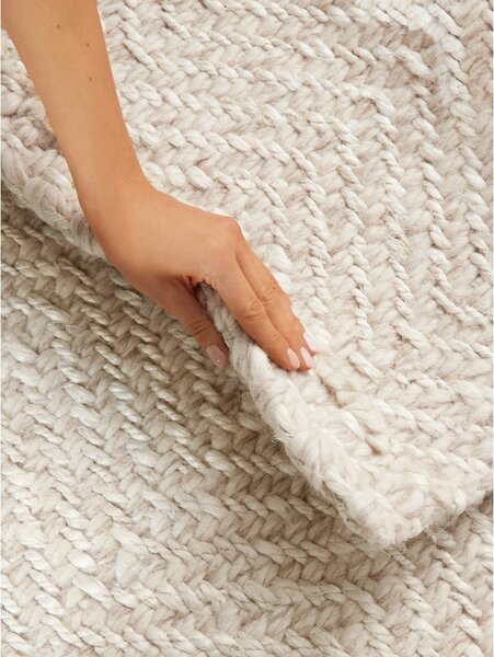 Krem/boje slonovače ručno rađena staza od mješavine vune 80x200 cm Majoli – Elle Decoration