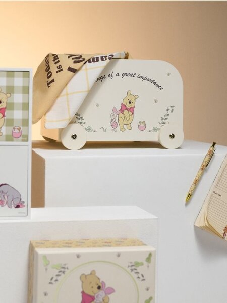 Sinsay - Spremnik za pohranu s kotačićima Winnie the Pooh